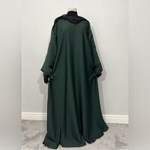 Abaya with Pockets - Green 💚